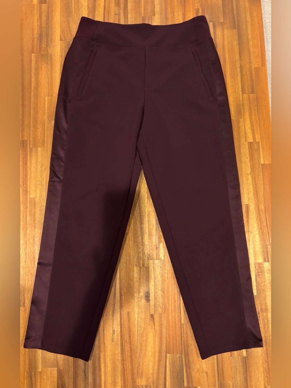 Athleta Endless Satin Side Stripe Pants High Rise Spiced Cabernet Women’s 10